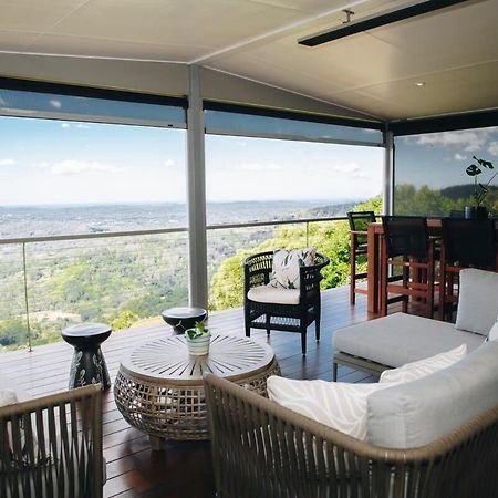 Flaxton Garden Home With Spectacular Coastal Views Montville Eksteriør bilde