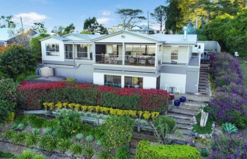 Flaxton Garden Home With Spectacular Coastal Views Montville Eksteriør bilde
